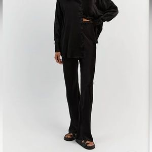 Dissh Simone Black Satin Bias Cut Pant